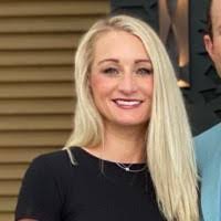 Mallory Meredith's Instagram, Twitter & Facebook