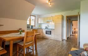 Wohnung küche bad balkon 580€km +200€nk 2km kaution ab juni 2021 in elzach . Ferienwohnung Polihof Elzach Prechtal Home