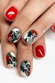 Apply top coat on all the nails. 42 Festive Christmas Nail Ideas 2020 Christmas Nail Art Ideas