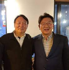 3일 오후 1시께 대구지검·고검 앞에서 윤석열을 사랑하는 모임이 윤석열. Ndld Yc13quvem