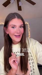 IN LOVE💖✨✝️ thank you so much @teesbytaylor for the cutest stuff EVER!!!🤍  #christian #christianity #christiantiktok #christiangirl #haul #package #pr  #unboxing #teesbytaylor #clothes #girlygirl ...