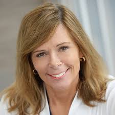 Laura Hetrick's Instagram, Twitter & Facebook