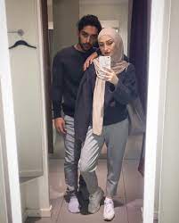 Pin On Couple Hijab