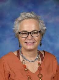 Lynette Mobley's Instagram, Twitter & Facebook