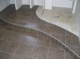 Poser du carrelage est accessible à tout néophyte pourvu de la bonne technique et des bons outils. Les Techniques Pour Poser Du Carrelage Netnoo