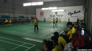 Or, which one do you have the best experience with? Tch Badminton Court Untuk Bermain Badminton Myrujukan