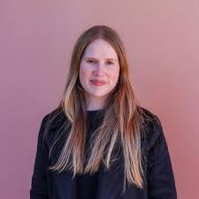 Join our gallery curator Talia Smith and peers Niomi Sands  (@grafton_regional_gallery) and Megan Monte (@ngununggula) for a free panel  discussion