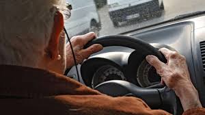 Verkehrsordnungswidrigkeiten und verkehrsstraftaten werden unterschiedlich geahndet. Senioren Am Steuer Wie Lander In Europa Mit Alteren Fahrern Umgehen Auto