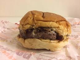 Syarikat ini menjalankan operasi memproses dan mengeluarkan produk. The Viral Street Burgers From Sixty Bites At Ttdi Are Worth The Hype