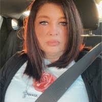 Mandy Munsey's Instagram, Twitter & Facebook