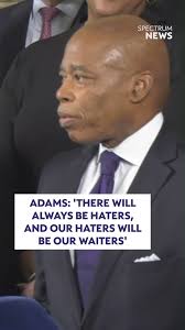 Eric Adams en Fordham Rd, El Bronx