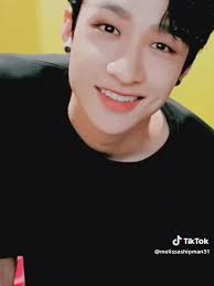 I’m definitely stupid in love with this man 😍