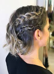 Whether you possess long hair or short, styling it up is an essentiality. 23 Quick And Easy Braids For Short Hair Hair Styles Hair Style Ideas