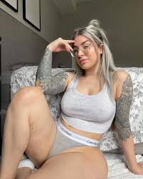 Nice shorts ✨💙💕 @littyglammodels2 @instagyalls 🎉𝗗𝗺 𝘁𝗼 𝗯𝗲  𝗽𝗼𝘀𝘁𝗲𝗱 𝗖𝗵𝗲𝗮𝗽 𝗳𝗲𝗮𝘁𝘂𝗿𝗲𝘀, 𝗮𝗱𝘀𝗽𝗿𝗼𝗺𝗼✨ 📸 @ tagthem  Credit goes to all the respected owners of the pictures and videos. No  copyright infringement intended .