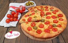 Focaccia Barese Sloppina In Cucina Fragole E Vaniglia