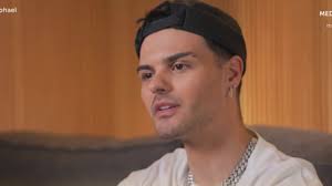 El día que Abraham Mateo le cantó a Raphael de pequeño: "Vas a ser un gran  cantante, que ya lo eres"