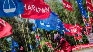 Earlier the election commission (ec) announced voter turnout at 68 per cent as of 4pm, or roughly 37,000 out of 54,503 registered voters in the constituency. No More Development Please Say Semenyih Voters Malaysia Today