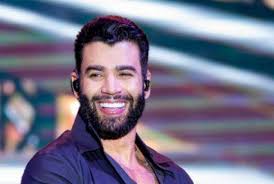 Gusttavo Lima conta sua versão do incidente com o forrozeiro Flávio José