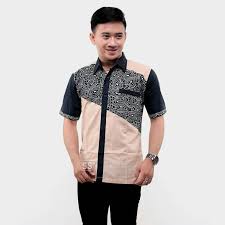 Bluk batik satu ini merupakan kombinasi batik lurik dan parang. 30 Model Baju Cowok Kombinasi Terbaru Model Baju Terbaru Dan Update 2019 2020