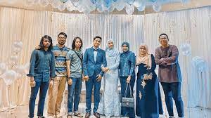 Pengantin wanita jadi mayoret di pelaminan, auto viral. Cerita Pengantin Siapkan Dekorasi Pelaminan Satu Jam Sebelum Acara Lifestyle Liputan6 Com