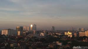 Check spelling or type a new query. Pagi Yang Cerah Di Langit Jakarta Pada Hari Pertama Tahun 2018