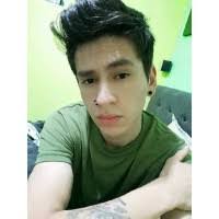 Edinson Castillo's Instagram, Twitter & Facebook