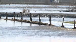 City/town, well id, well type, date range or work performed. Hoge Waterstand Maas Te Heppeneert Maaseik Op 10 01 2011 Youtube