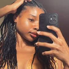 بلدي سيمز كان لديه توأم. 🤯 أول مرة تفعل فيها لعبتي ذلك، والأطفال ليسوا  سهلين. اثنان منهم؟!؟! لم أكن أعرف أنها حامل مع توأم حتى ذهبت إلى المستشفى،  وأنجبت وأخبرتني أن أسمي