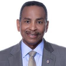 Dorian Owens's Instagram, Twitter & Facebook