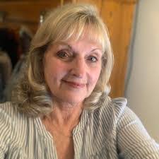 Judy Mckinnon's Instagram, Twitter & Facebook