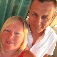 April Eames (@AprilEames1)