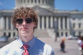 Nolan “𝙍𝙤𝙜𝙙𝙤𝙜” Rogner (@RognerN_84)