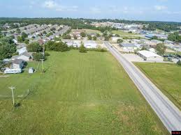 Mixed Use 8 72 Acres Within The City Limits Of Mountain Home With All City Utilities 2 24 Acres Is Zoned C 2 And Has Approx In 2020 Mountain Home City Utilities Acre