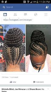 Style De Coiffure Avec Des Cheveux Artificiels Tresses Collees Cornrows Et 1 Bun Natural Hair Styles African Braids Hairstyles Cornrow Hairstyles