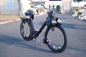 A Velosolex With Hublesswheels Fahrrad Mit Hilfsmotor Motorisiertes Fahrrad Motorroller