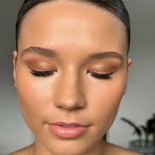 Semi Formal makeups yesterday using Nikki Mitchell eyeshadow palette and Nikki  Mitchell liquid lips & lip liner shade 'NIKKI' plus Nikki Mitchell brow  definer (blonde)