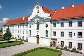 До центра rott am inn и рынка bauernmarkt около 16 минут прогулки пешком. Gemeinde Rott A Inn Rokokokirche Rott A Inn