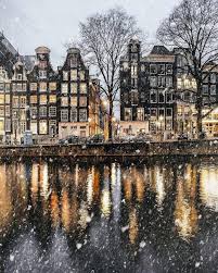 Amsterdam Les Pays Bas En Hiver Destination Vacances Ete 2019 Beautiful Places Places To Travel Dream Vacations