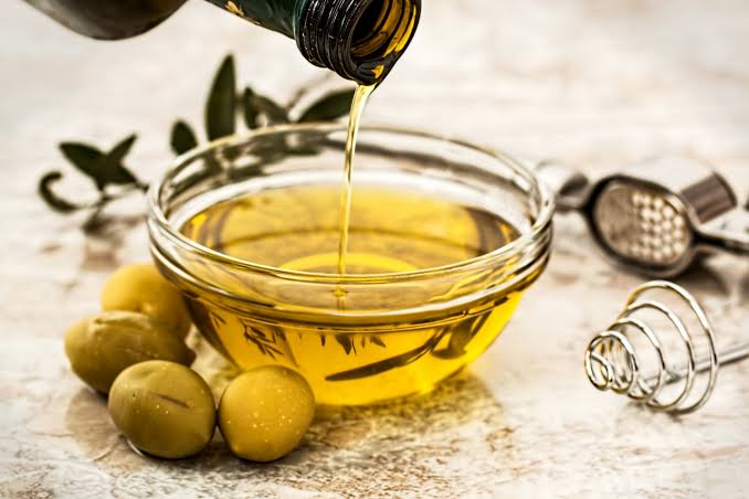 Résultat de recherche d'images pour "Olive oil""