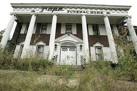 Old Haunted Funeral Home Scary Houses Abandoned Houses Funeral Home