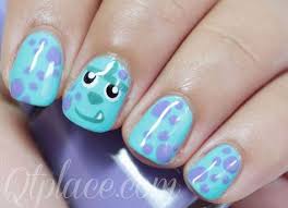 Los personajes de caricaturas, los emojis y otros personajes de dibujos animados siempre encuentran su lugar en la manos de la niñas. 26 Ideas De Unas De Disney Disney Nails Unas Disney Unas Manicura De Unas