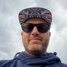 Willie Burger (@plompesauris)