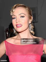 535 Emily Low Stock Photos, High-Res Pictures, and Images