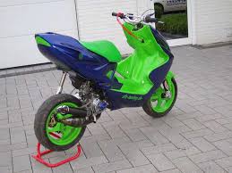 Le meeting 100 % tuning. Yamaha Aerox Tuning 25 Photos Automotive Aircraft Boat Via Aerox 24