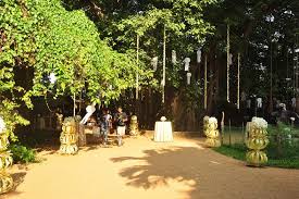 The Walkway Decorated With Eco Friendly Decorations At Nuga Gama Cinnamon Grand Carbonneutral Venue Eco Friendly Decor Eco Friendly Friendly