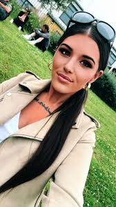 Onto your new chaper my beautiful girl 💗👩‍🎓 thats you finished primary  school 🥹 Im so proud of you Layla Rose and i honestly couldn’t love you  any more then i do your the best kid in the world always ...