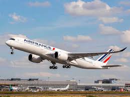 250 € pour les trajets de 1500 kilomètres ou moins, 400 € pour ceux compris entre 1500 et. Air France Long Courrier Et Mesures Sanitaires Video Air Journal