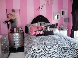 Some purchased items and several diy items! Zebra Bedroom For Girls Socialcafe Magazine Teenager Bedroom Design Zebra Bedroom Girl Bedroom Decor