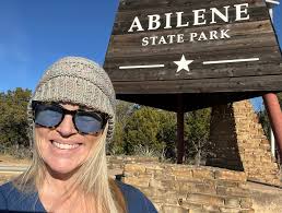 Which is the best destination between Lake Colorado City, Abilene, and Lake  Brownwood in western Texas for a 10-day trip?