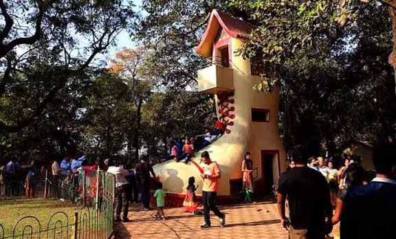 Hanging Gardens Mumbai - Ticket Price, Timings, History, Location - YoMetro